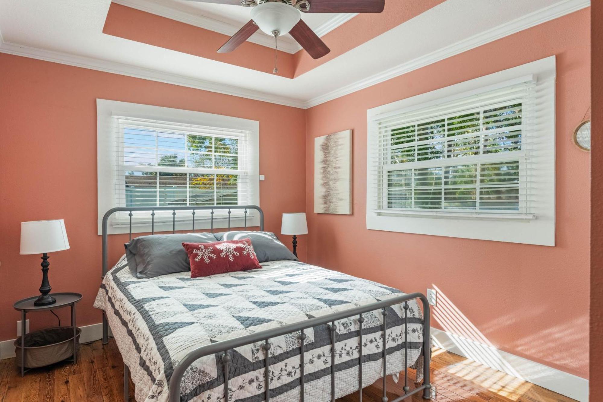 Sanford'S Haven, 3 Bedroom, Sleeps 7 Экстерьер фото
